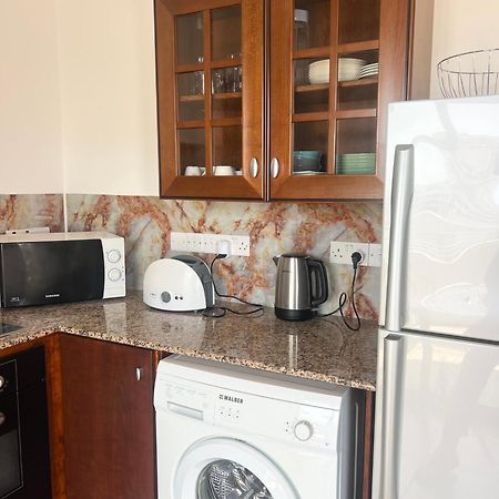 Apartment Capella, ลาร์นาคา ภายนอก รูปภาพ