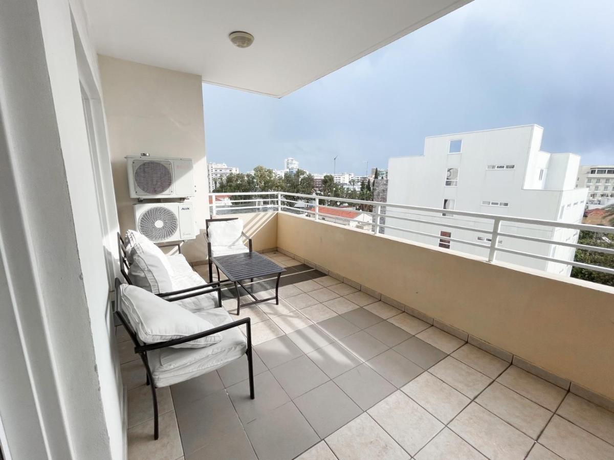 Apartment Capella, ลาร์นาคา ภายนอก รูปภาพ